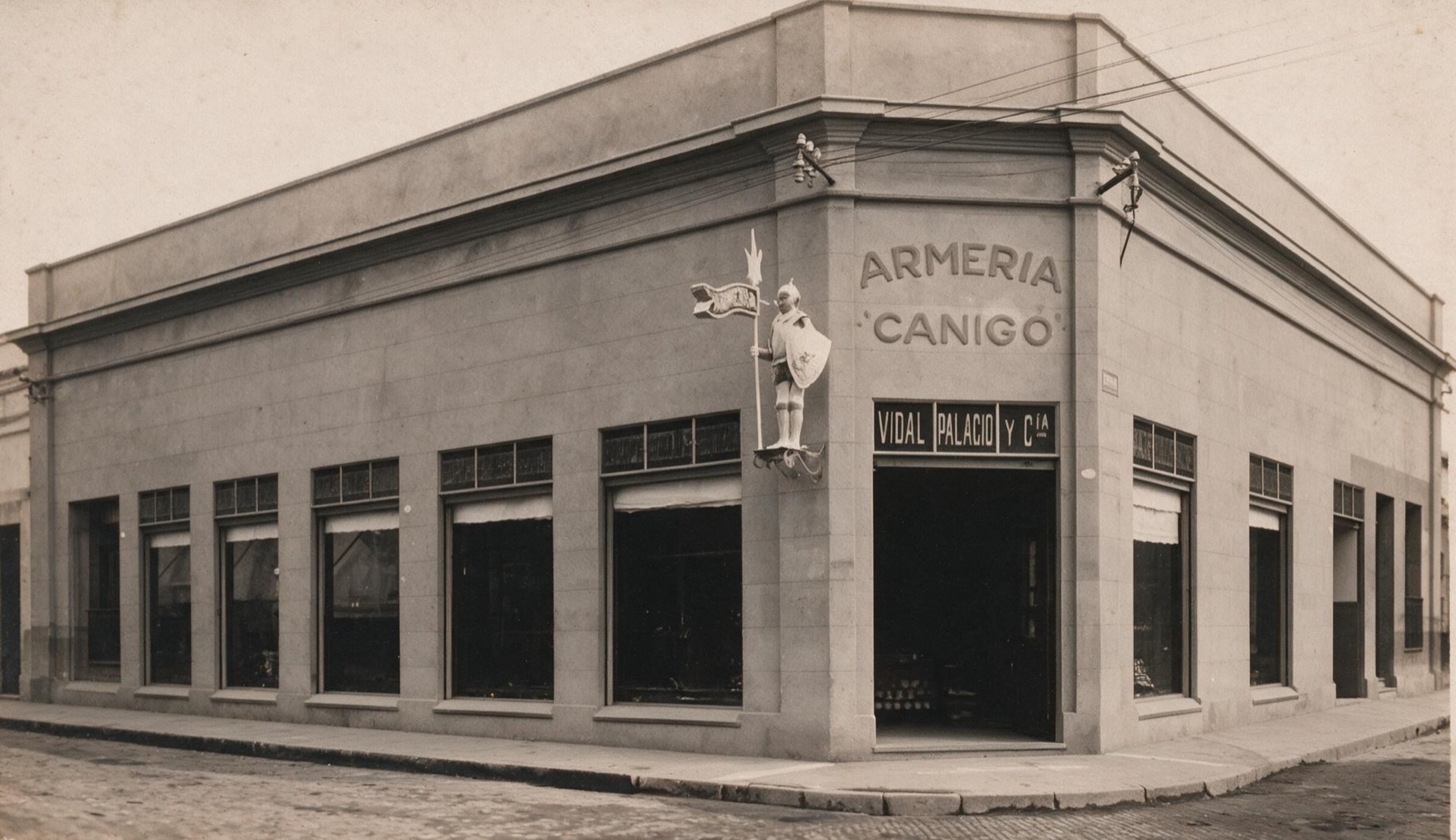 Fachada de Canigo, Av. 24 de Septiembre 327